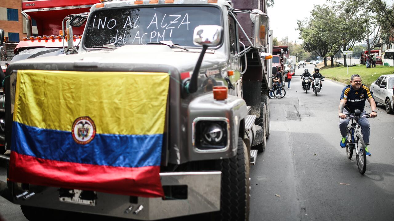Paro de camioneros amenaza con afectar la economía en el suroccidente colombiano